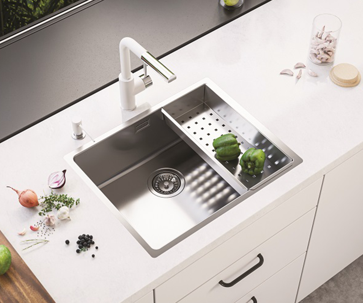 Moderni sudoper od čelika